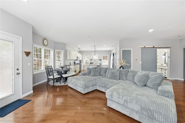 28 CARDINAL Drive, Killingly, CT 06241