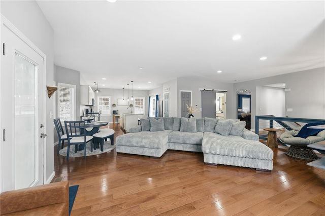 28 CARDINAL Drive, Killingly, CT 06241