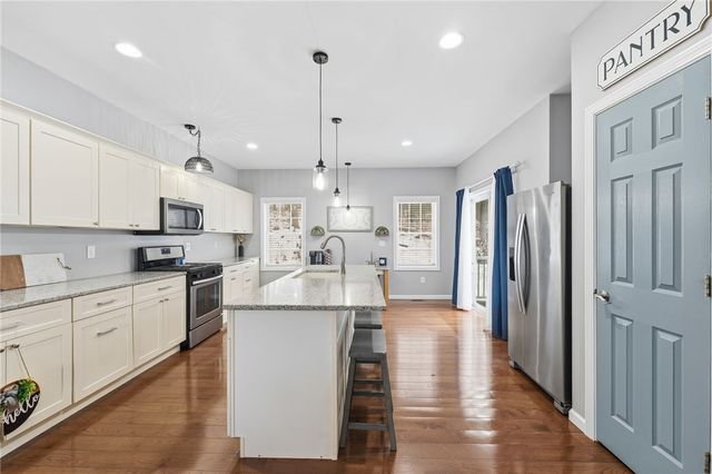 28 CARDINAL Drive, Killingly, CT 06241