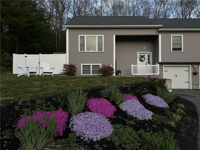 28 CARDINAL Drive, Killingly, CT 06241