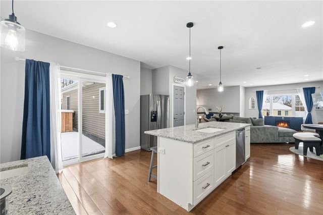 28 CARDINAL Drive, Killingly, CT 06241