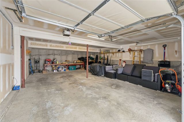 28 CARDINAL Drive, Killingly, CT 06241