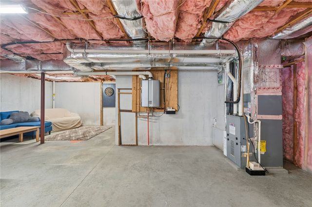 28 CARDINAL Drive, Killingly, CT 06241