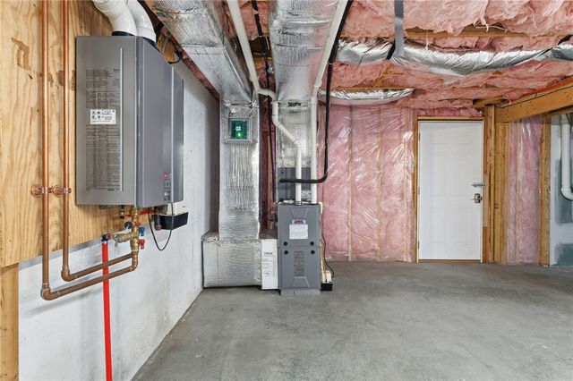 28 CARDINAL Drive, Killingly, CT 06241