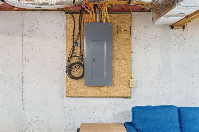 28 CARDINAL Drive, Killingly, CT 06241