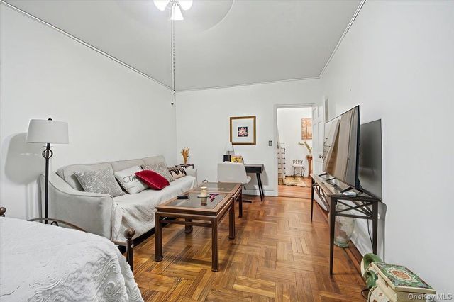 1045 Anderson Avenue 3D, Bronx, NY 10452