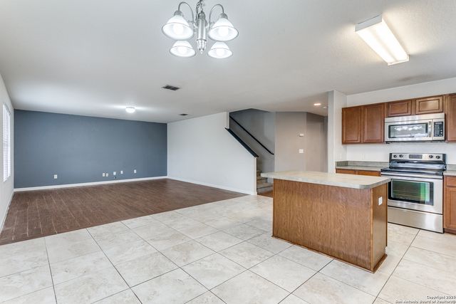 12118 Amber Vista, San Antonio, TX 78254