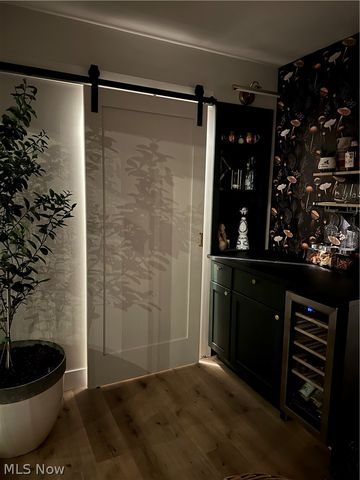 1111 Center Avenue, Cuyahoga Falls, OH 44221