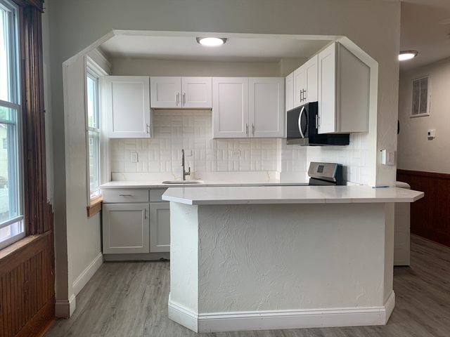 27 Granby Rd 2, Worcester, MA 01604