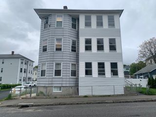 27 Granby Rd 2, Worcester, MA 01604