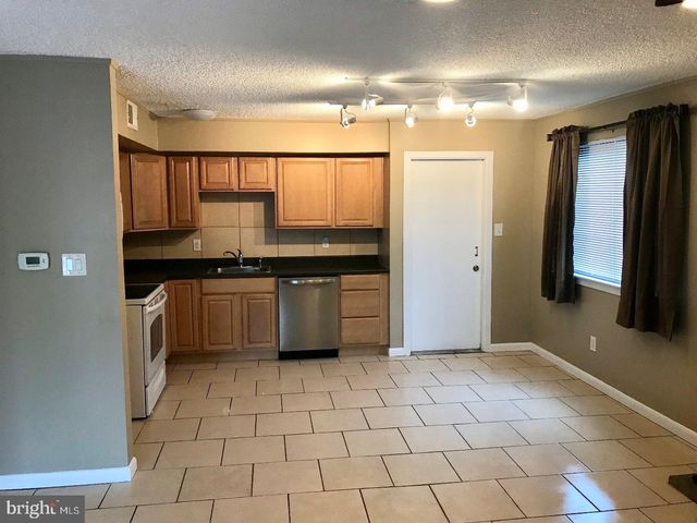 506 SHELBY CT, Sicklerville, NJ 08081