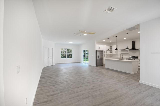 18380 DAKOTA AVENUE, Port Charlotte, FL 33954