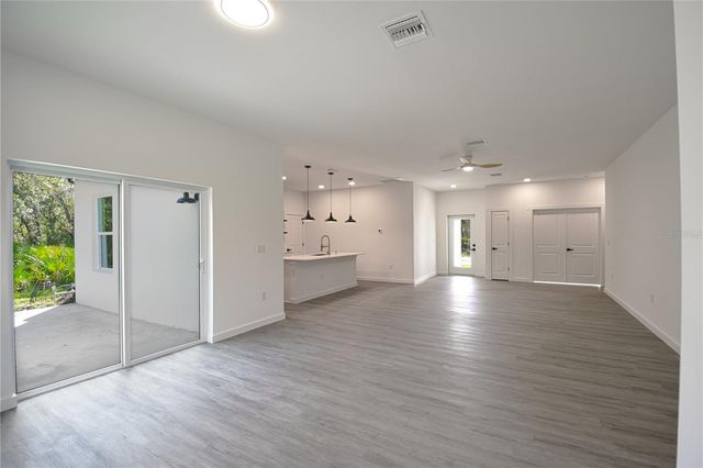 18380 DAKOTA AVENUE, Port Charlotte, FL 33954