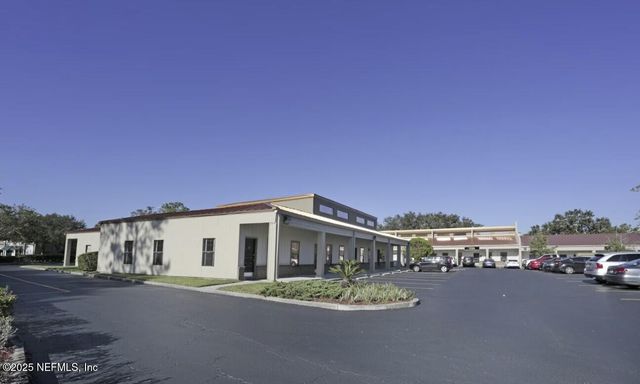 2120 CORPORATE SQUARE Boulevard, 18, Jacksonville, FL 32216