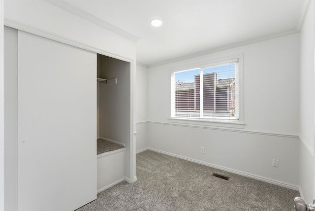 2146 E NEWCASTLE DR, Sandy, UT 84093