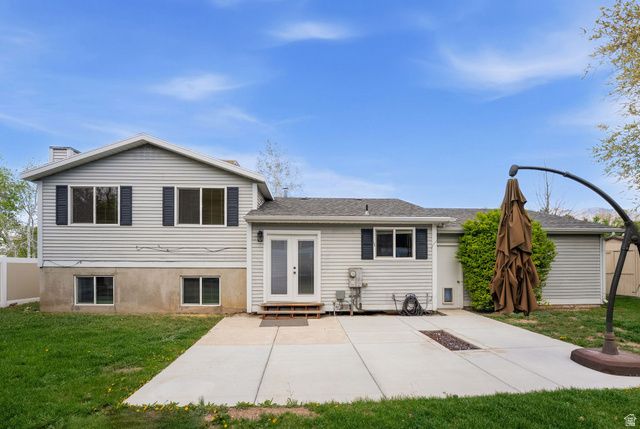2146 E NEWCASTLE DR, Sandy, UT 84093