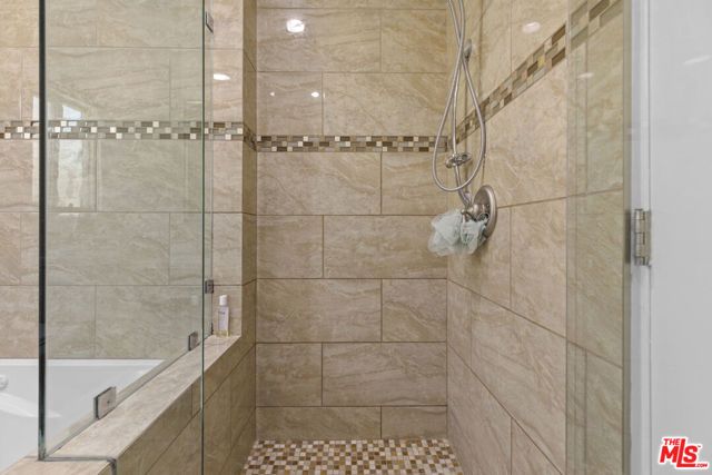 10823 Cantara Street, Sun Valley (los Angeles), CA 91352