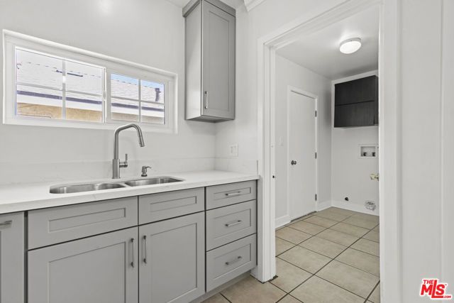 10823 Cantara Street, Sun Valley (los Angeles), CA 91352