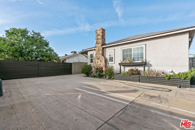 10823 Cantara Street, Sun Valley (los Angeles), CA 91352