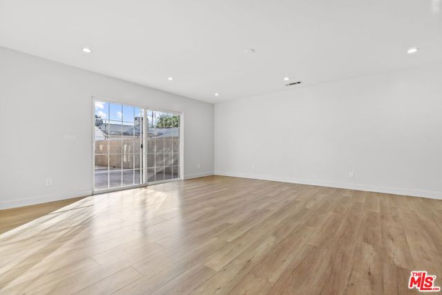 10823 Cantara Street, Sun Valley (los Angeles), CA 91352