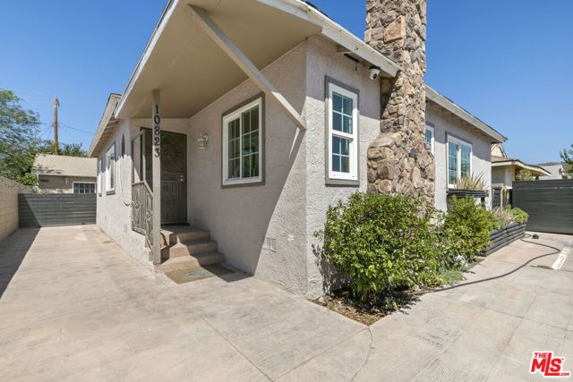 10823 Cantara Street, Sun Valley (los Angeles), CA 91352