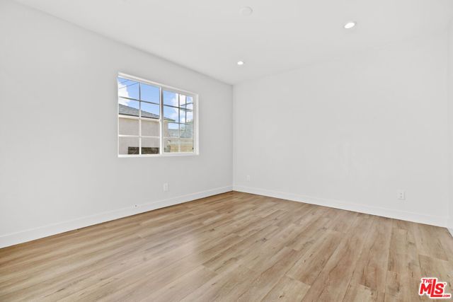 10823 Cantara Street, Sun Valley (los Angeles), CA 91352