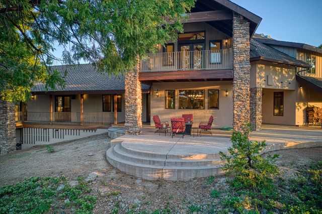 42555 Bretz Point Lane, Shaver Lake, CA 93664