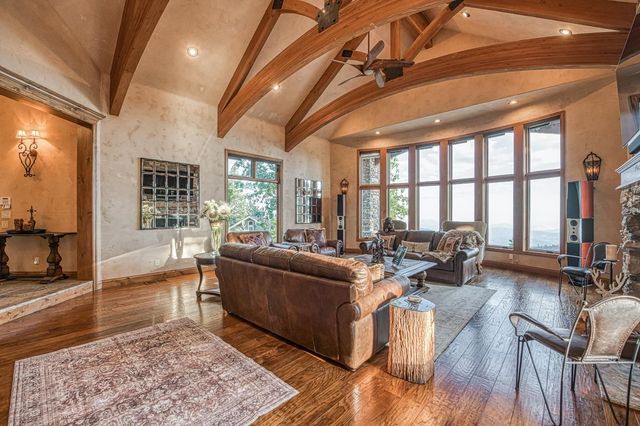 42555 Bretz Point Lane, Shaver Lake, CA 93664