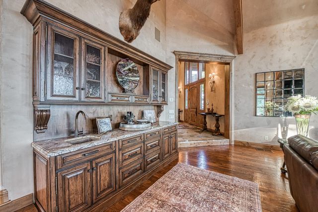 42555 Bretz Point Lane, Shaver Lake, CA 93664