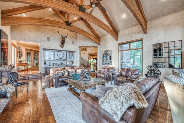 42555 Bretz Point Lane, Shaver Lake, CA 93664