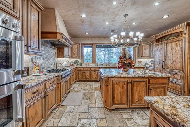 42555 Bretz Point Lane, Shaver Lake, CA 93664