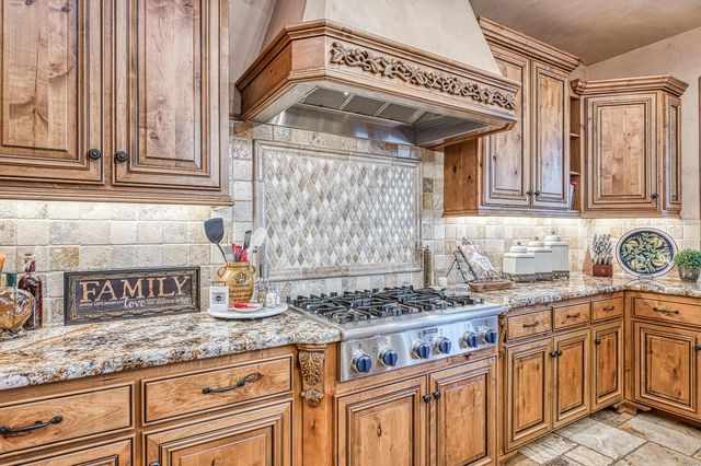 42555 Bretz Point Lane, Shaver Lake, CA 93664