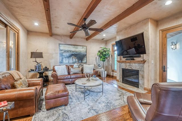 42555 Bretz Point Lane, Shaver Lake, CA 93664