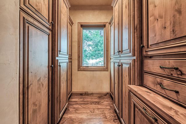 42555 Bretz Point Lane, Shaver Lake, CA 93664