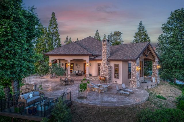 42555 Bretz Point Lane, Shaver Lake, CA 93664