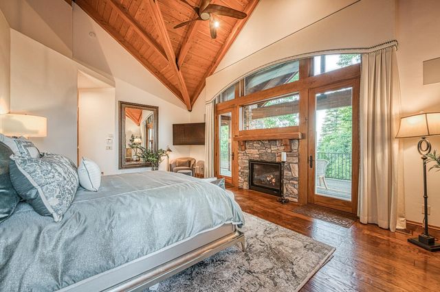 42555 Bretz Point Lane, Shaver Lake, CA 93664