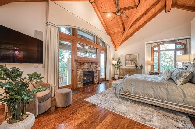 42555 Bretz Point Lane, Shaver Lake, CA 93664