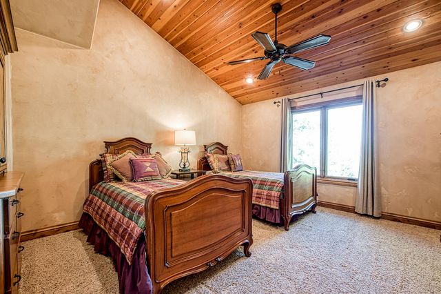 42555 Bretz Point Lane, Shaver Lake, CA 93664