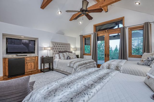 42555 Bretz Point Lane, Shaver Lake, CA 93664