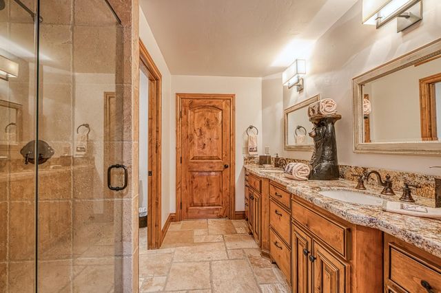 42555 Bretz Point Lane, Shaver Lake, CA 93664