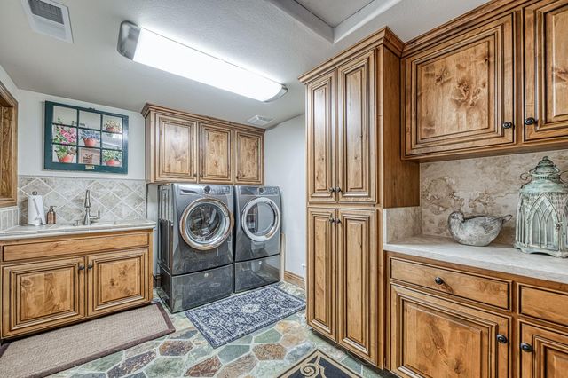 42555 Bretz Point Lane, Shaver Lake, CA 93664