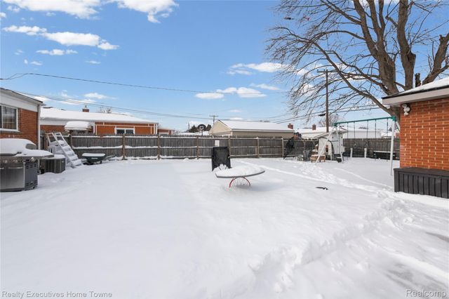 13353 Masonic Boulevard, Warren, MI 48088