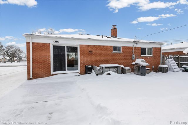 13353 Masonic Boulevard, Warren, MI 48088