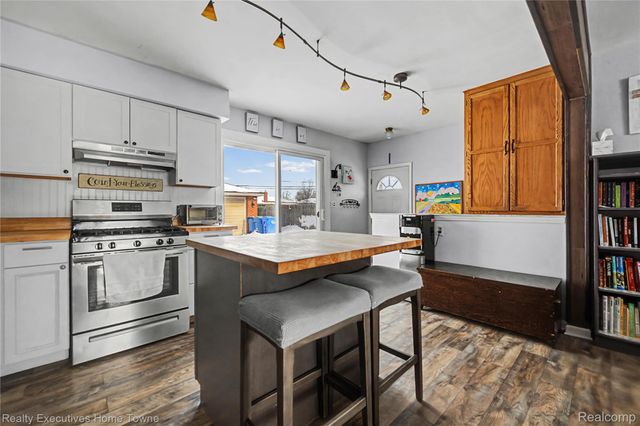 13353 Masonic Boulevard, Warren, MI 48088