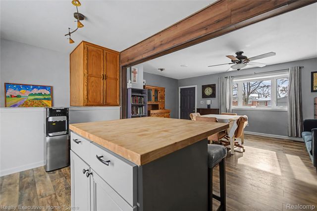 13353 Masonic Boulevard, Warren, MI 48088