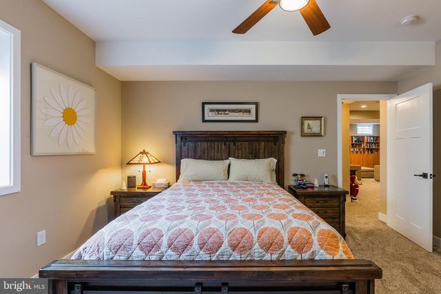 4222 LAMARRE DR, Fairfax, VA 22030