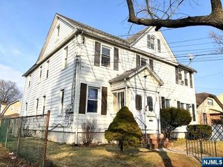 59 Robinson Street 2L, Teaneck, NJ 07666
