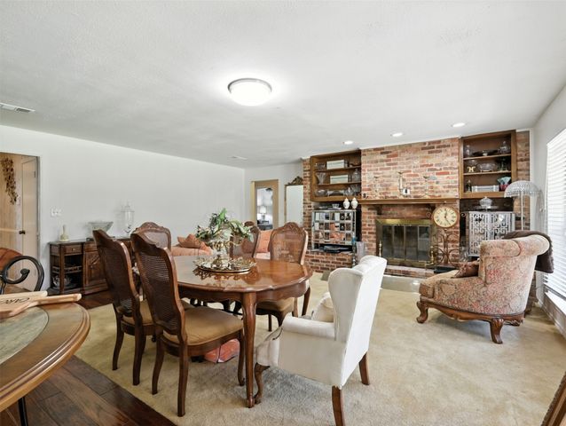 1920 E Tudor Street, Paris, TX 75460