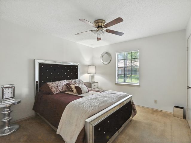 1920 E Tudor Street, Paris, TX 75460