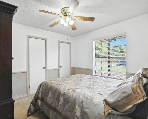 1920 E Tudor Street, Paris, TX 75460